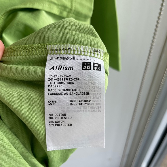 UNIQLO BRAT green tee - Picture 2 of 6